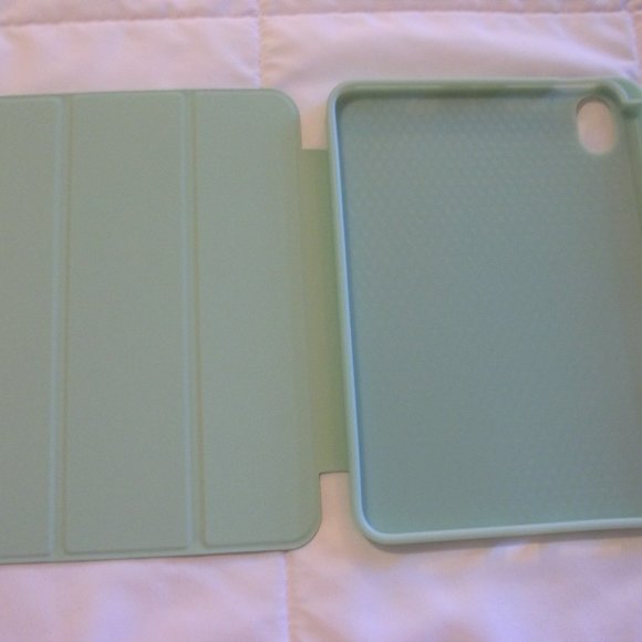 iPad Mini 6th Generation 2021 Matcha Green 8.3-inch Silicone Fitted Case New T12 - Picture 2 of 7